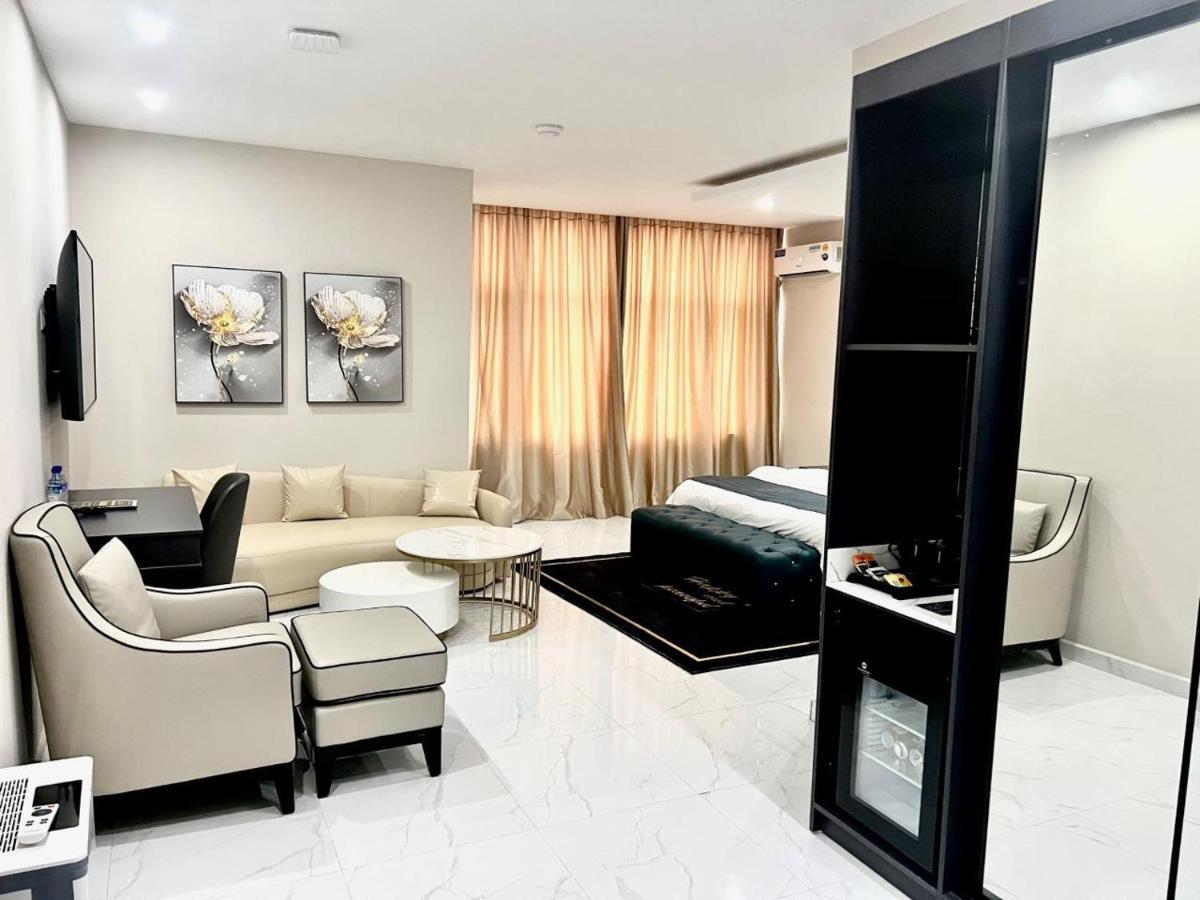 Lifestyle Luxury Hotel And Residence Elwa Kültér fotó