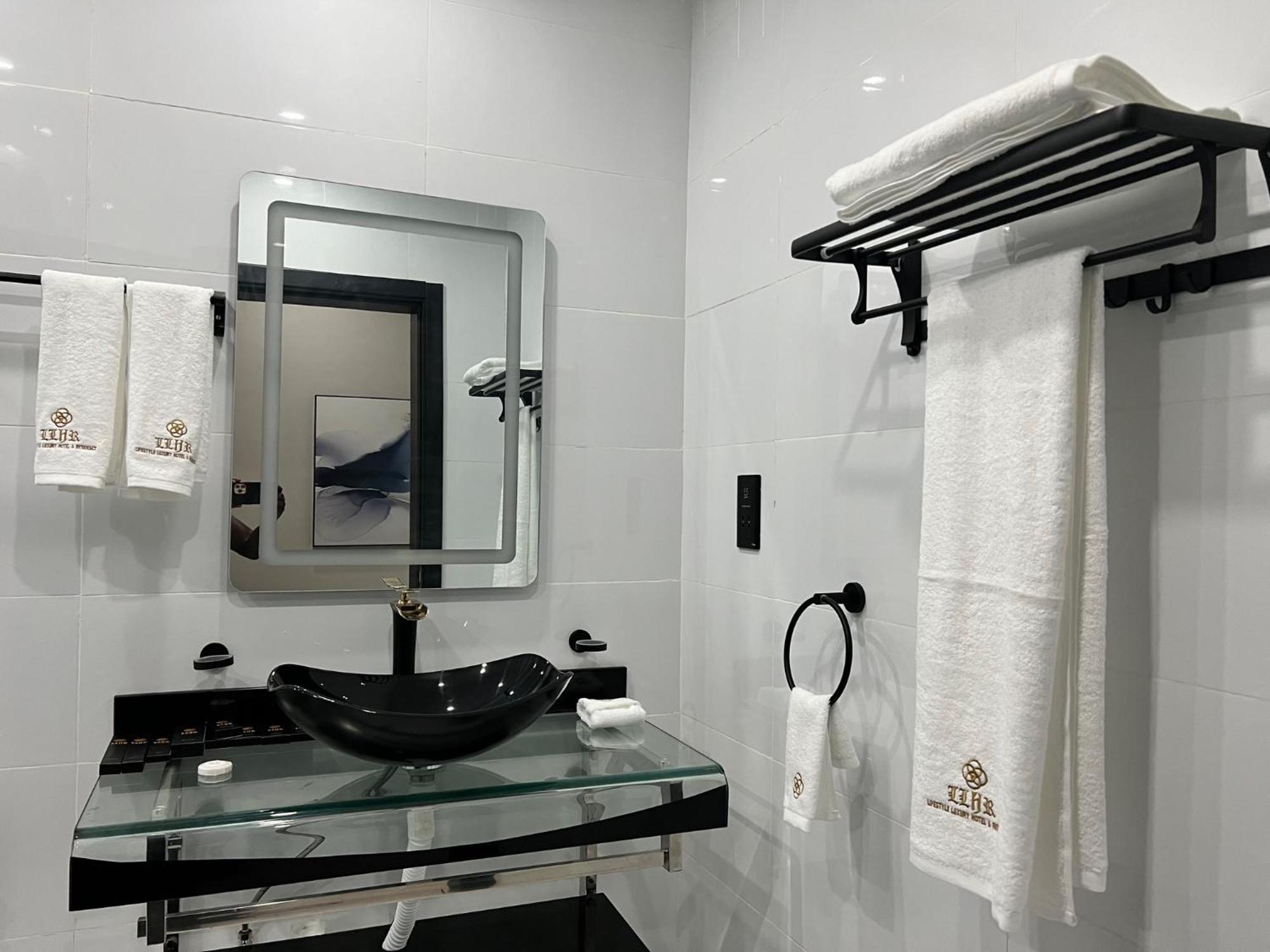 Lifestyle Luxury Hotel And Residence Elwa Kültér fotó